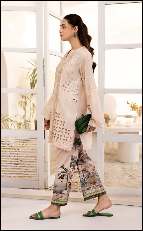 Whispers of Sheesh Mahal