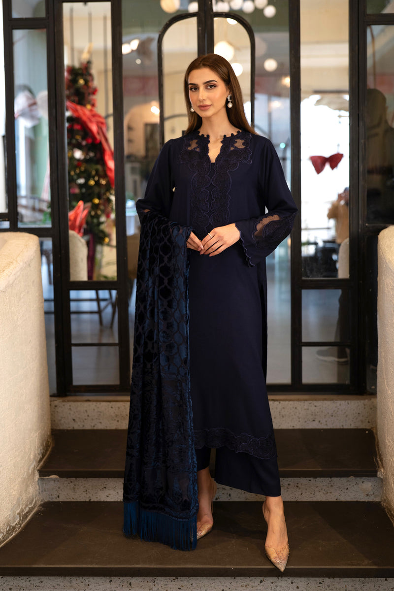 Nooré Navy – SumairaAurangzeb